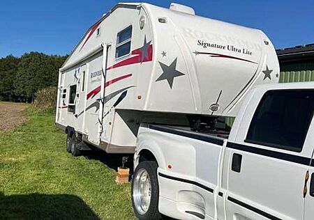 Ford F 350 V8,Diesel mit Wohnanhänger NEU, generalüber.