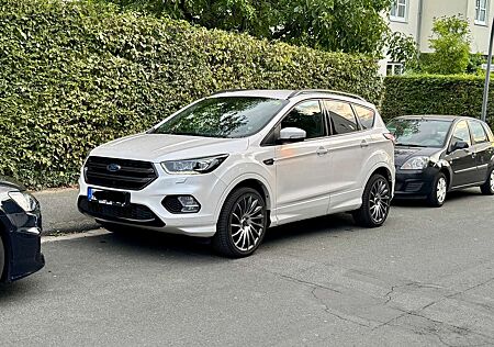 Ford Kuga 1.5 EcoBoost ST-LINE X