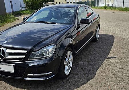 Mercedes-Benz C 180 Coupe BlueEFFICIENCY