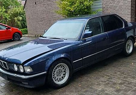 BMW 730i 730 E32 Oldtimer-Automatik AHK