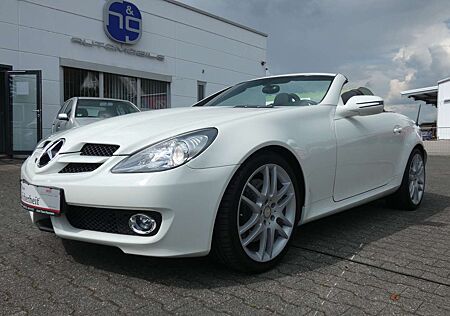 Mercedes-Benz SLK 200 Kompressor *LEDER*NAVI*ALU*SPORT*NHZ*