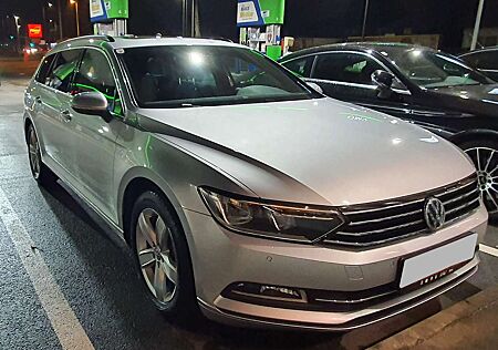 VW Passat Variant Volkswagen 1.6 TDI (BlueMotion Technology) DSG Comfortline