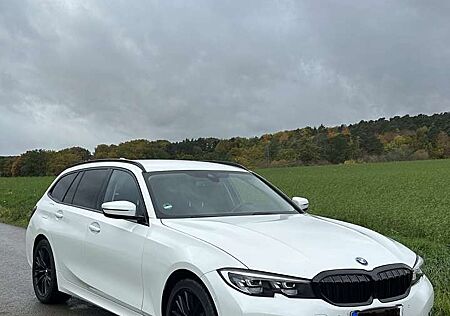 BMW 318d 318 Touring Aut. Sport Line