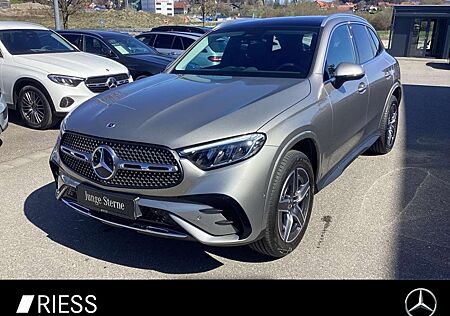 Mercedes-Benz GLC 300 e 4M AMG Pano Memory PDC 360° LED Navi