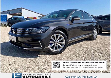 VW Passat Volkswagen Lim. GTE,NAVI,LED,ACC,SHZ,RFK,LederVienna