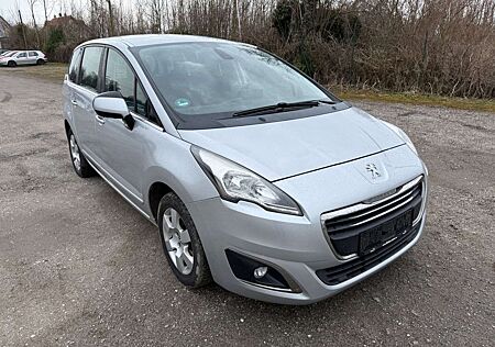 Peugeot 5008 Active I 7-Sitzer I Navi I
