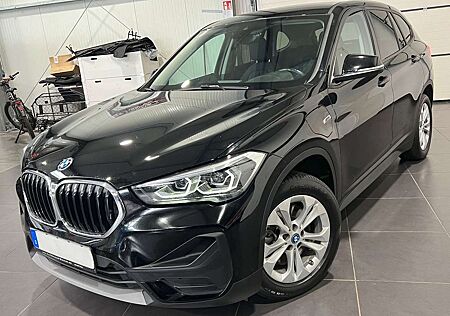 BMW X1 xDrive 25 e Automatik **Navi*LED*SHZ*Temp**