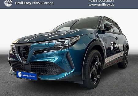 Alfa Romeo Junior 1.2 VGT Ibrida Speciale PANORAMADACH