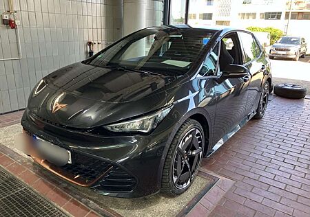 Cupra Born 150KW BLACK 18Z./ACC/KAMERA/LED/SHZ./KESSY