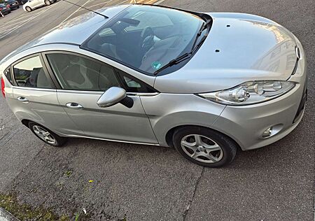 Ford Fiesta +1.25+Titanium