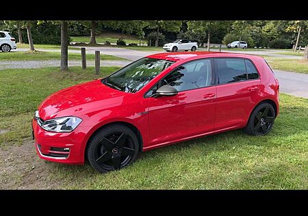 VW Golf Volkswagen 1.6 TDI BlueMotion Technology Lounge