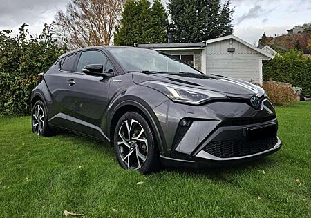 Toyota C-HR 2.0 Hybrid Lounge Bitone&Alcantara