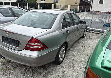 Mercedes-Benz C 230 (203.052)