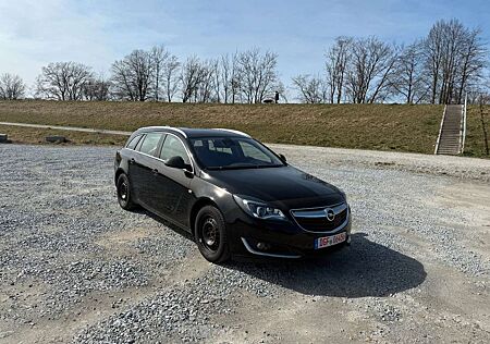 Opel Insignia Sports Tourer-Ahk-Acc-Automatik-Xenon