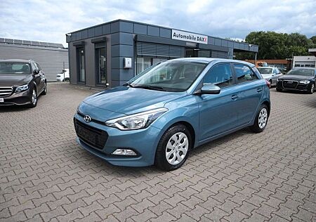 Hyundai i20 1.0 T-GDI 74kWblue Active*Kamera*Navi*1-Hand