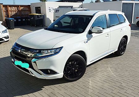 Mitsubishi Outlander 2.4 4WD Plug-In Hybrid