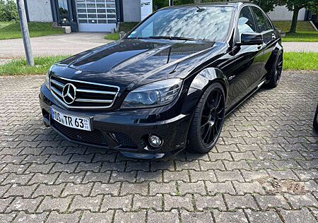 Mercedes-Benz C 63 AMG Black Series Umbau Väth V63 RS