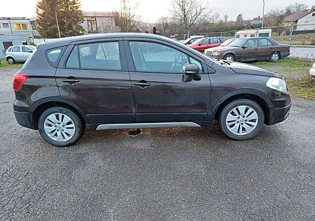 Suzuki SX4 S-Cross 1.6 DDiS 4x4 Comfort