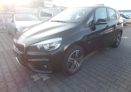 BMW 218 2 Active Tourer i Sport Line Automatik