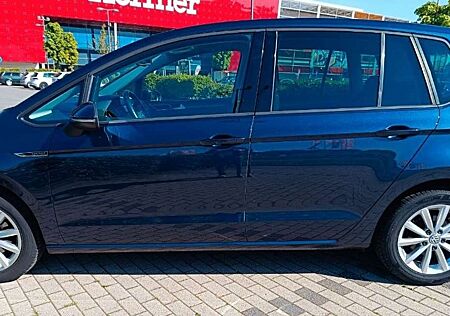 VW Golf Sportsvan Volkswagen Golf VII Sportsvan 1.2 TSI BlueMotion Technology L