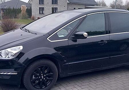 Ford S-Max Diesel 2.0 TDCi DPF Titanium