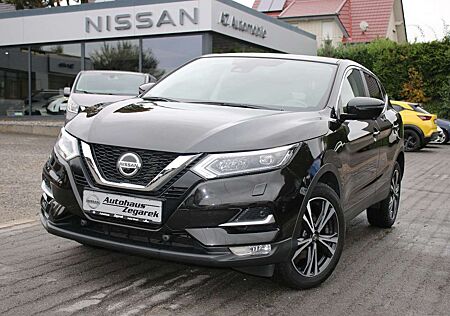 Nissan Qashqai N-Connecta Automatik