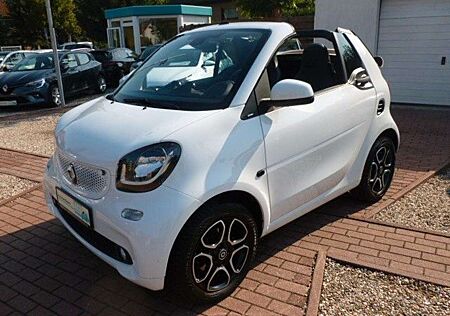 Smart ForTwo cabrio 66 kW Leder SHZ Klima Automatik