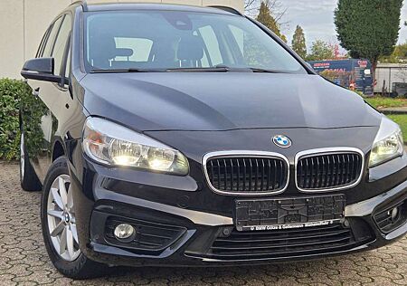 BMW 216 SHZ/NAVI/PARK-ASS/