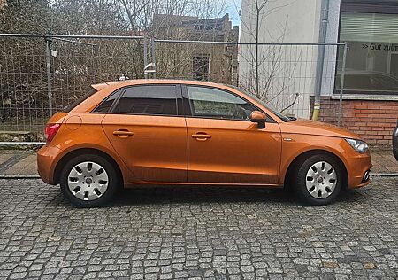 Audi A1 1.4 TFSI Sportback S tronic S line Sportpaket