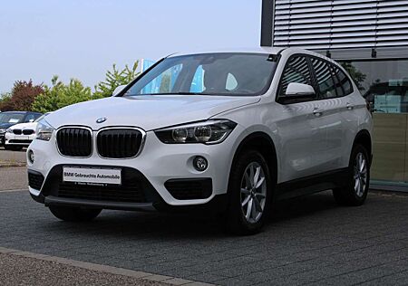 BMW X1 xDrive20i Advantage Navi AHK Kamera Tempomat