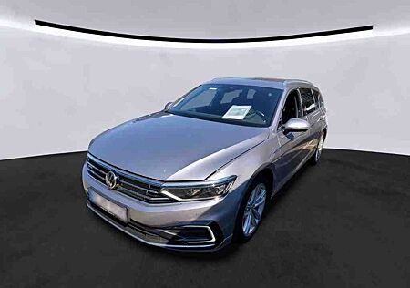 VW Passat Volkswagen Variant GTE Matrix-LED/AHK/ACC/Kam/SHZ