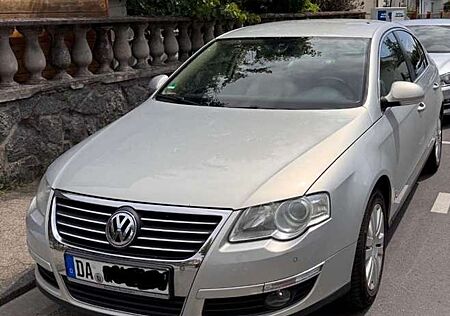 VW Passat Volkswagen Highline