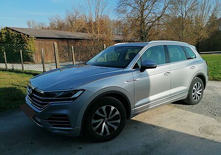 VW Touareg Volkswagen 3.0 V6 TDI 4Motion DPF Automatik