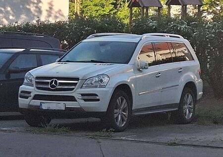 Mercedes-Benz GL 450 4Matic 7G-TRONIC Grand Edition