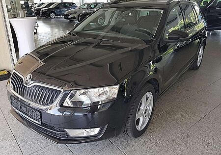 Skoda Octavia Combi TSI 8-fach-bereift Navi PDC vo/hi Clitro Sit