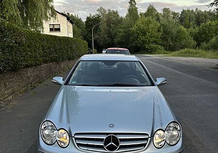 Mercedes-Benz CLK 220 Coupe CDI Automatik Elegance DPF