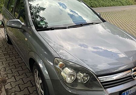 Opel Astra 1.6 Caravan Edition