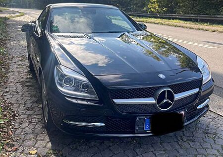 Mercedes-Benz SLK 200 BlueEFFICIENCY 7G-TRONIC Roadster pur