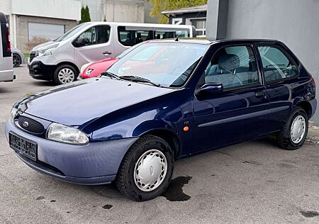 Ford Fiesta 1,3 Benziner *20000km*Klima Tüv Neu