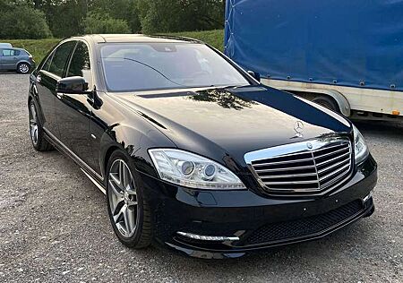 Mercedes-Benz S 550 Lang AMG