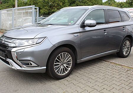 Mitsubishi Outlander PHEV Top 4WD