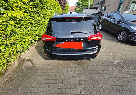 Ford Focus Turnier 1.5 EcoBoost Start-Stopp-System Aut.