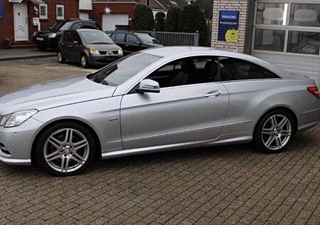 Mercedes-Benz E 250 CDI DPF Coupe BlueEFFICIENCY 7G-TRONIC Elegance