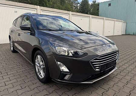 Ford Focus Turnier*1.Hand*Automatik*R.Kamera*Garantie