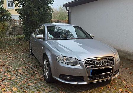 Audi A4 2.0 TFSI e