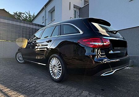 Mercedes-Benz C 180 T EXCLUSIVE MIT GARANTIE/LED/7GTRONIC
