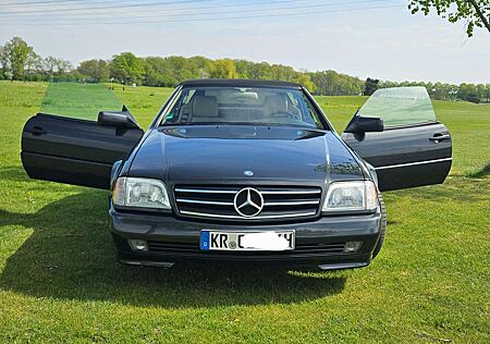 Mercedes-Benz 320 R129