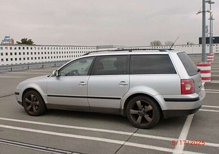 VW Passat Variant Volkswagen Comfort 1,8 Turbo,Automatik,Xenon