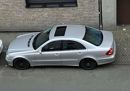Mercedes-Benz E 240 Avantgarde
