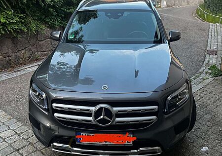 Mercedes-Benz GLB 200 7G-DCT AMG Line 7 Sitzer